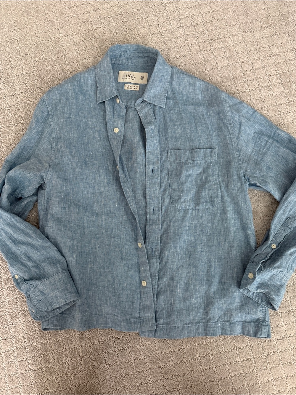Abercrombie and Fitch Casual Linen Button-Down Shirt in Washed Blue
